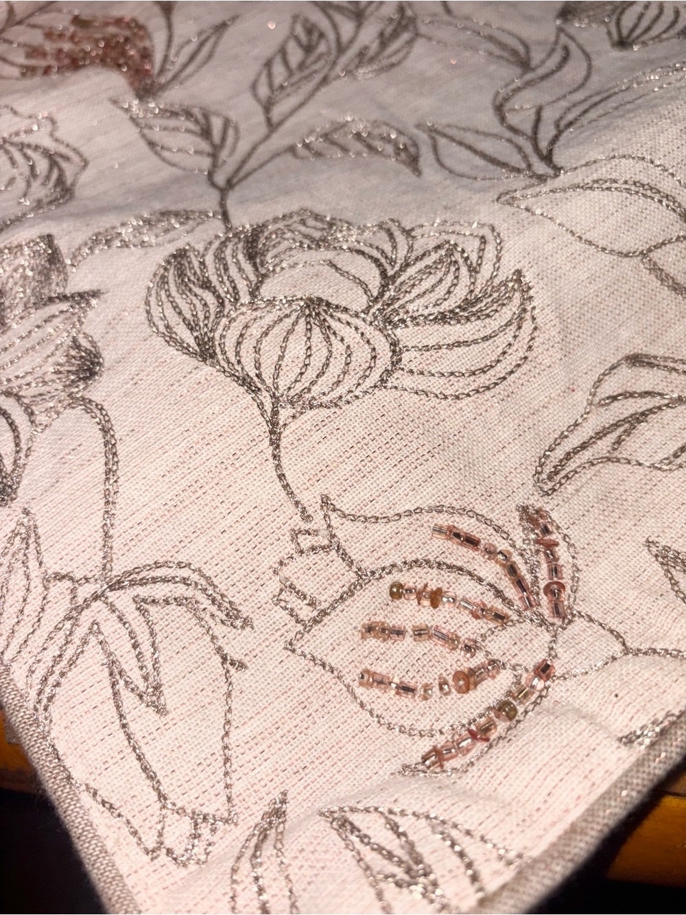 Rachel Zoe intricate botanical embroidery beige background delicate beads - Picture 7 of 10